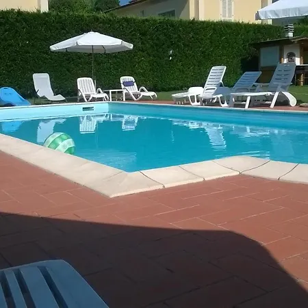 Il Casale Di Nanni Bed & Breakfast Lucca